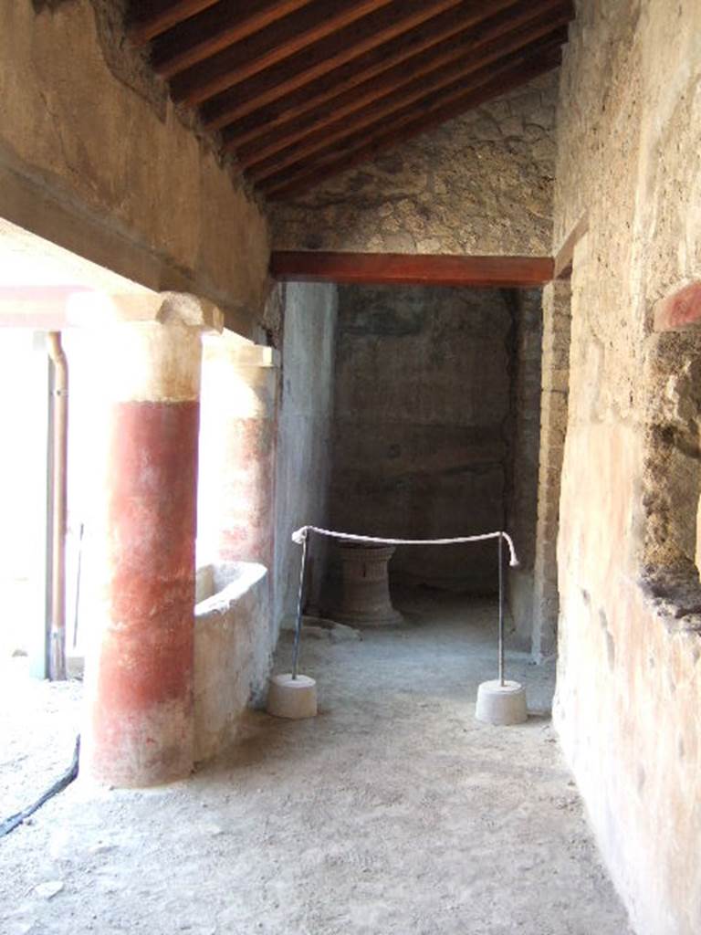 Villa Regina Boscoreale May Looking Along South Portico Vii Of